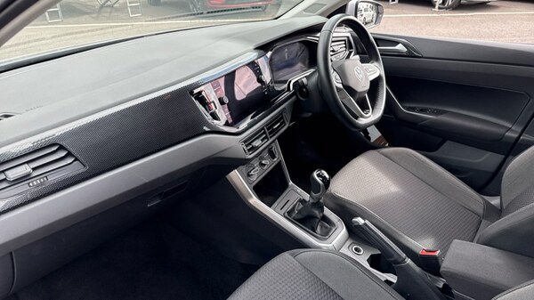 Used Volkswagen Polo 2022 for sale - 75653043: Photo 2