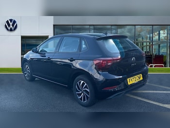Used Volkswagen Polo 2023 for sale - 75495627: Photo