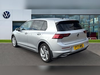 Used Volkswagen Golf 2021 for sale - 75902155: Photo