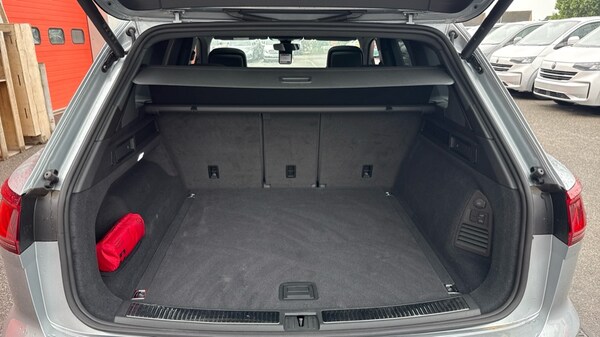 Used Volkswagen Touareg 2025 for sale - 75395672: Photo 16