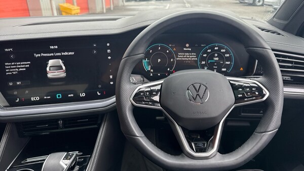 Used Volkswagen Touareg 2025 for sale - 75395672: Photo 26