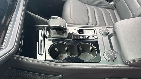 Used Volkswagen Touareg 2025 for sale - 75395672: Photo 31