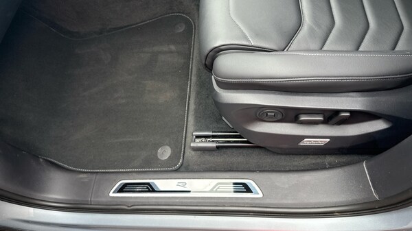 Used Volkswagen Touareg 2025 for sale - 75395672: Photo 36