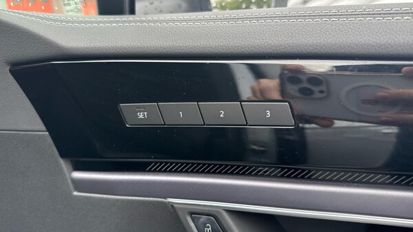 Used Volkswagen Touareg 2025 for sale - 75395672: Photo 37