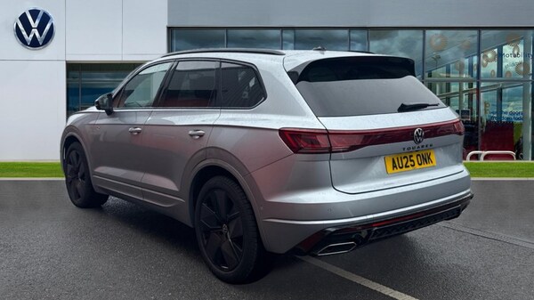 Used Volkswagen Touareg 2025 for sale - 75395672: Photo 3
