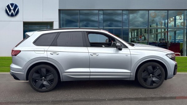 Used Volkswagen Touareg 2025 for sale - 75395672: Photo 4