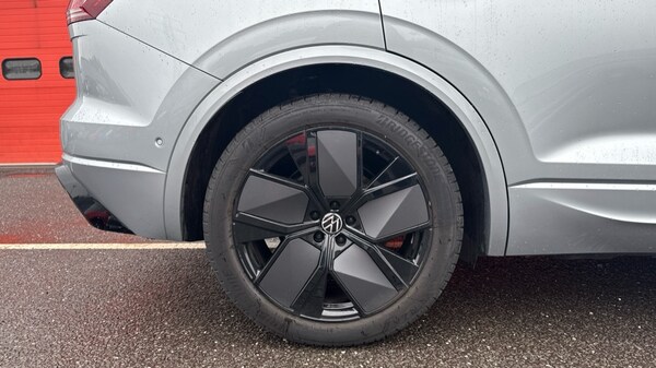 Used Volkswagen Touareg 2025 for sale - 75395672: Photo 5