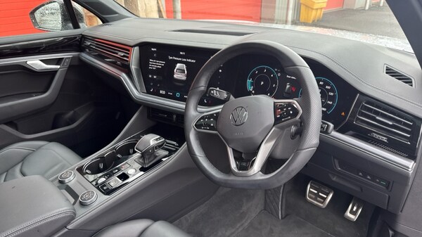 Used Volkswagen Touareg 2025 for sale - 75395672: Photo 6