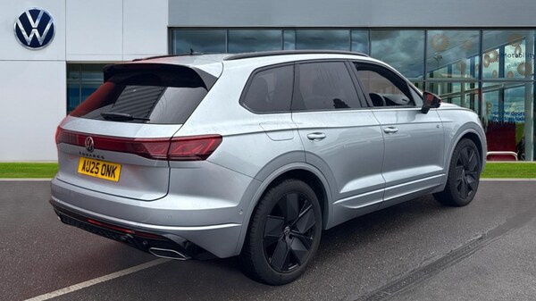 Used Volkswagen Touareg 2025 for sale - 75395672: Photo 8