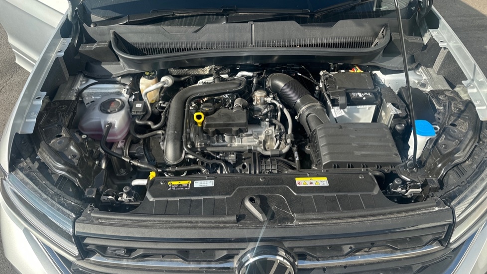 Used Volkswagen T-Cross 2025 for sale - 76328192: Photo 17