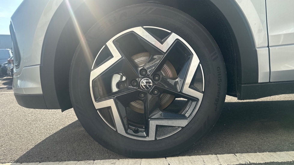 Used Volkswagen T-Cross 2025 for sale - 76328192: Photo 18