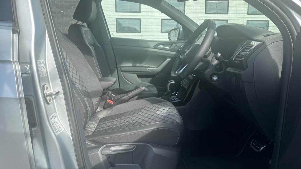 Used Volkswagen T-Cross 2025 for sale - 76328192: Photo 26