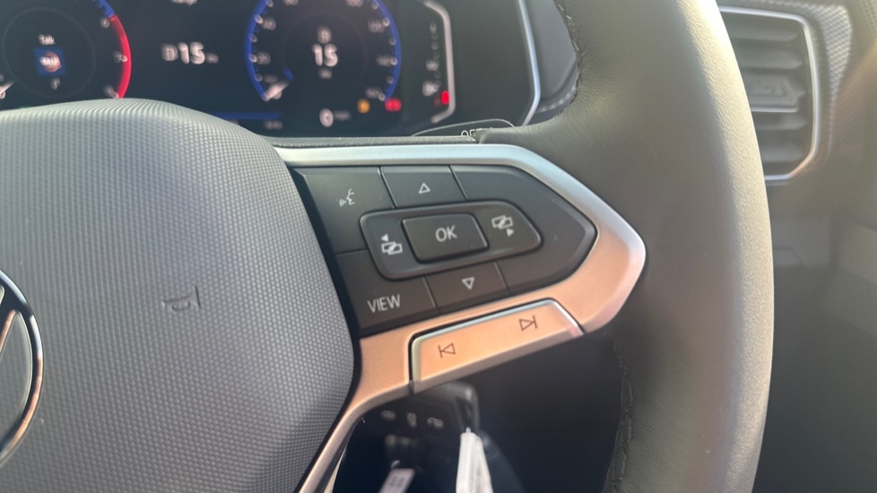 Used Volkswagen T-Cross 2025 for sale - 76328192: Photo 30