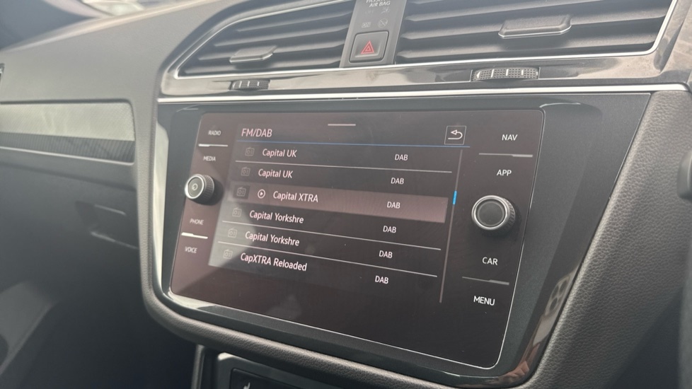 Used Volkswagen Tiguan 2021 for sale - 75943269: Photo 24