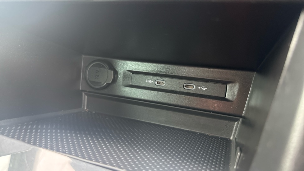 Used Volkswagen Tiguan 2021 for sale - 75943269: Photo 39