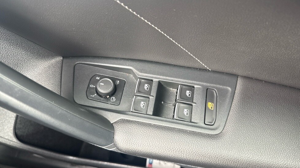 Used Volkswagen Tiguan 2021 for sale - 75943269: Photo 45