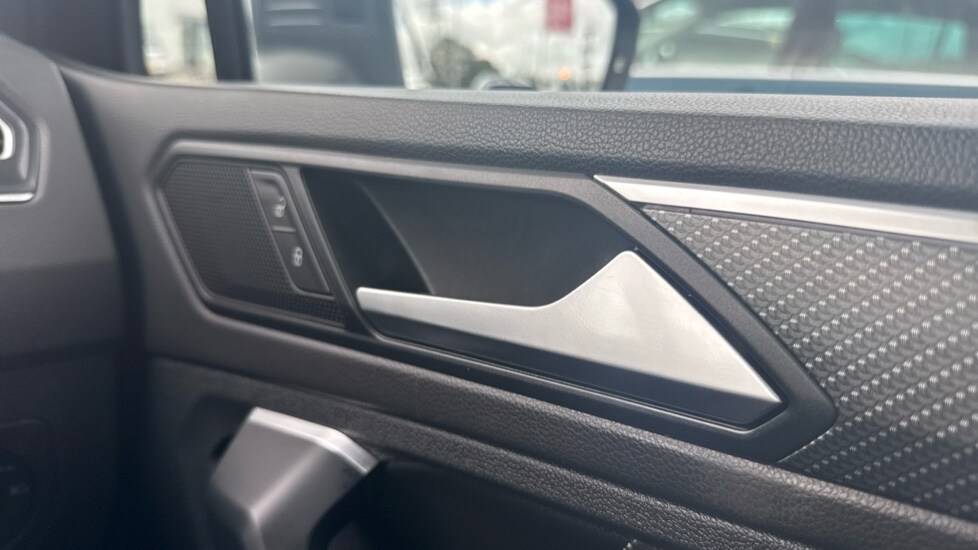 Used Volkswagen Tiguan 2021 for sale - 75943269: Photo 46