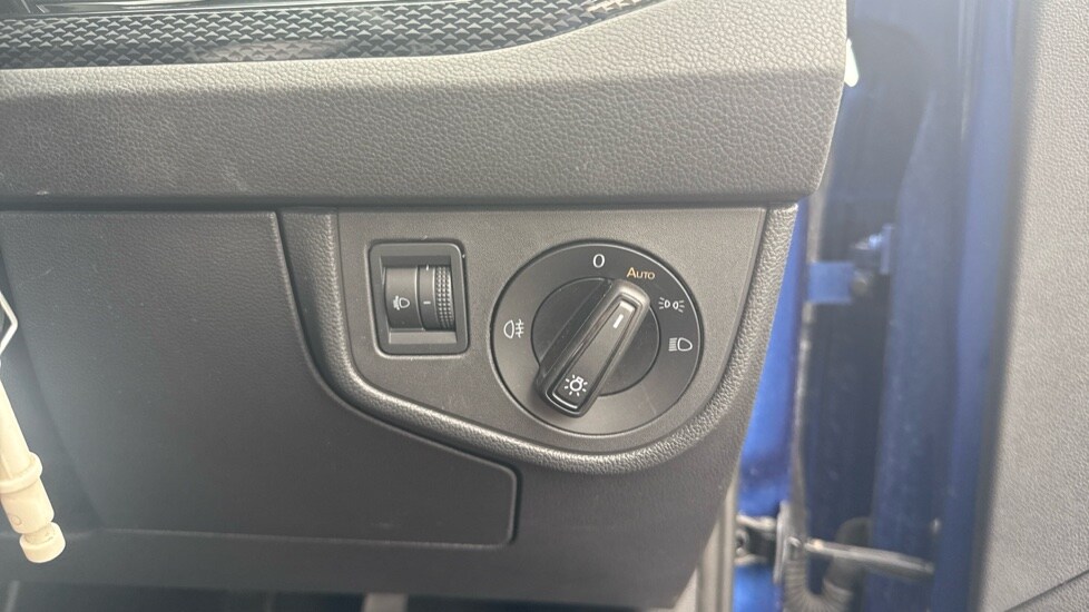 Used Volkswagen Polo 2023 for sale - 76796534: Photo 37