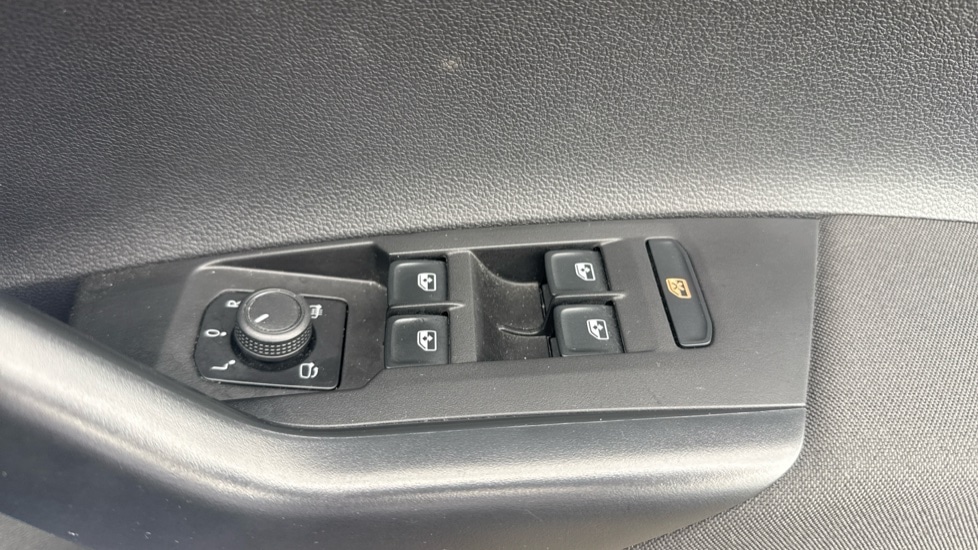 Used Volkswagen Polo 2023 for sale - 76796534: Photo 38