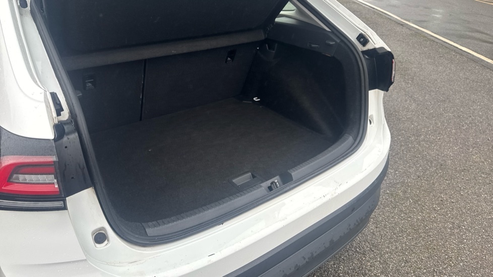 Used Volkswagen Taigo 2022 for sale - 76660806: Photo 38