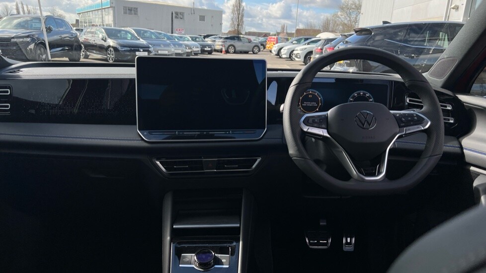 Used Volkswagen Tiguan 2025 for sale - 75641042: Photo 12