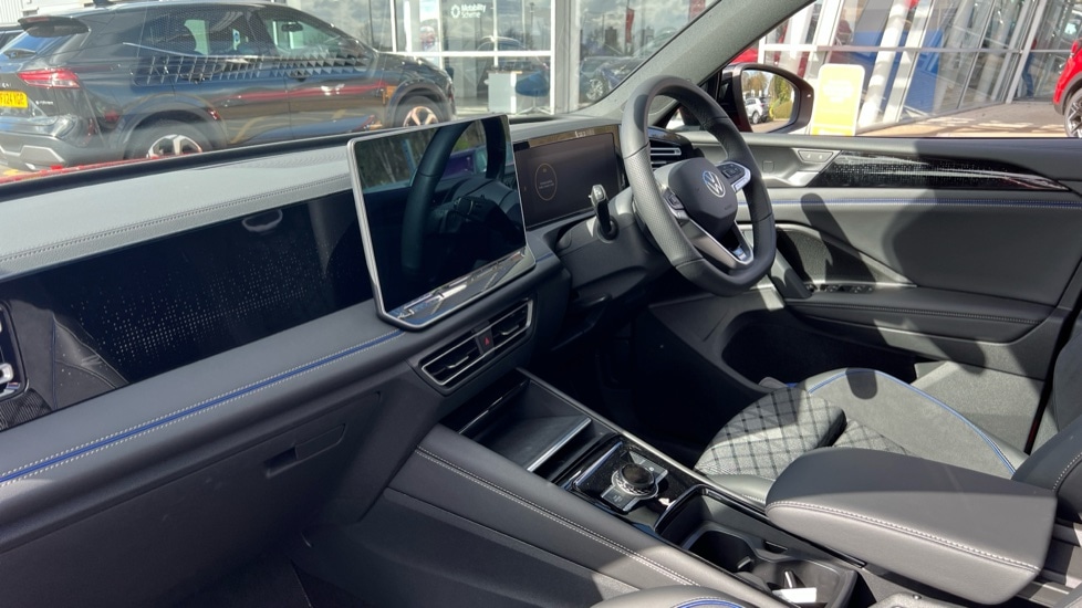 Used Volkswagen Tiguan 2025 for sale - 75641042: Photo 2