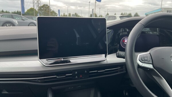 Used Volkswagen Golf 2024 for sale - 75602996: Photo 13