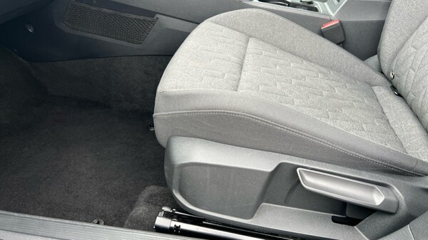 Used Volkswagen Golf 2024 for sale - 75602996: Photo 39