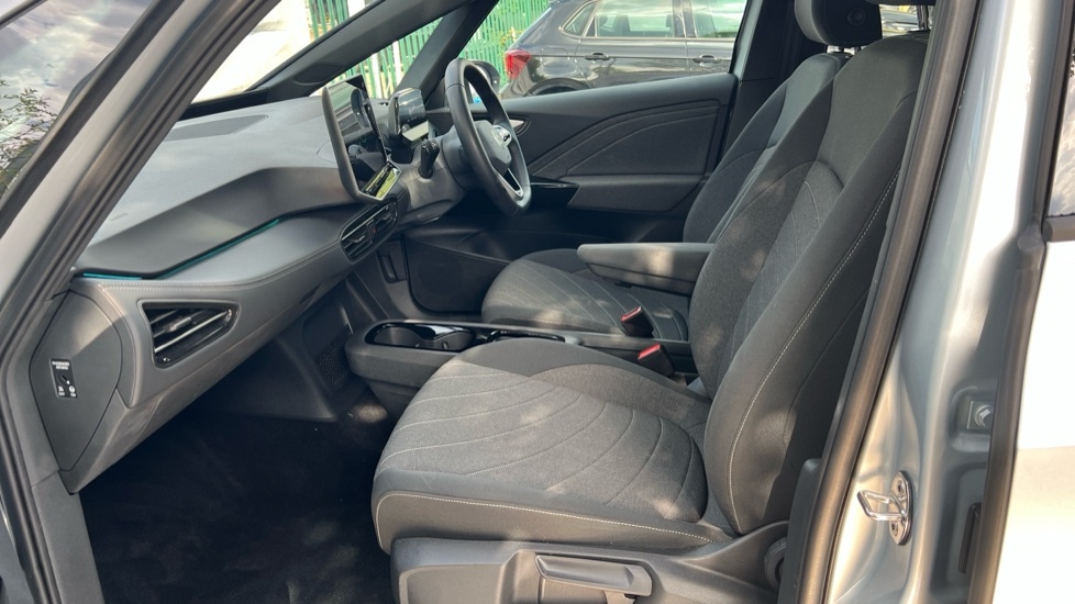 Used Volkswagen ID.3 2025 for sale - 76557011: Photo 2