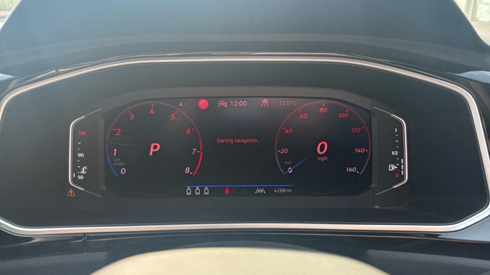 Used Volkswagen T-Roc 2025 for sale - 76575256: Photo 14