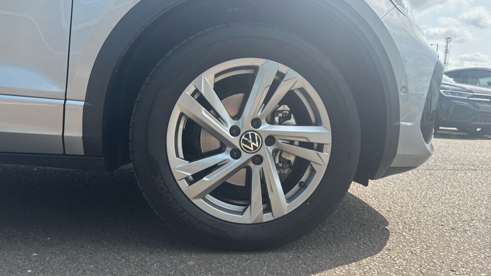 Used Volkswagen T-Roc 2025 for sale - 76575256: Photo 18