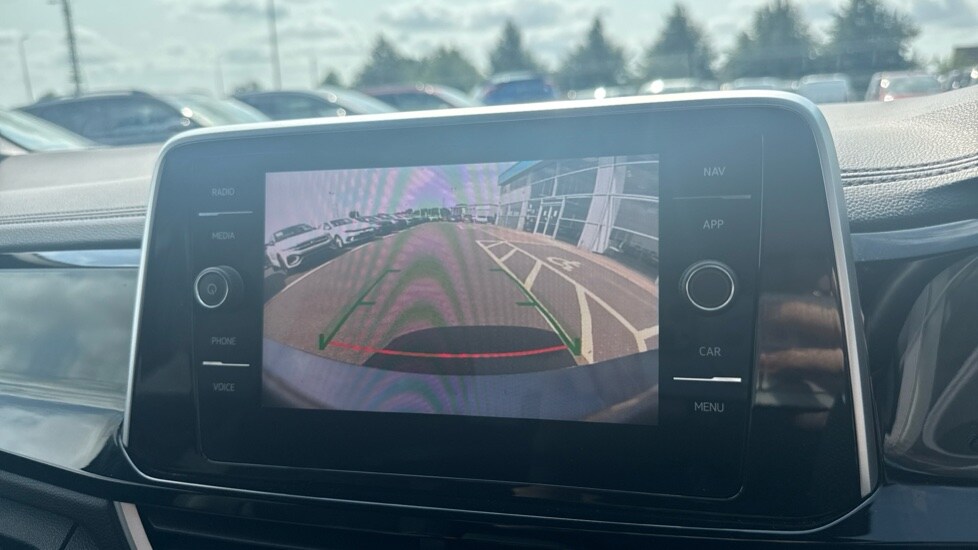 Used Volkswagen T-Roc 2025 for sale - 76575256: Photo 22