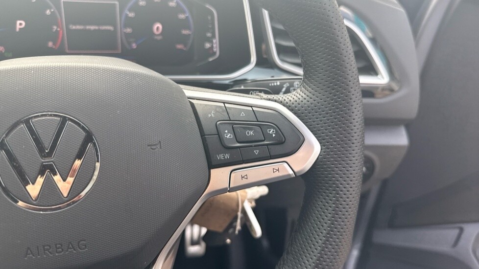 Used Volkswagen T-Roc 2025 for sale - 76575256: Photo 27