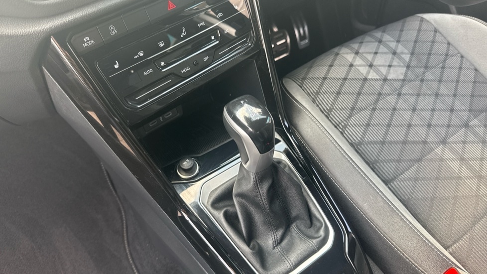 Used Volkswagen T-Roc 2025 for sale - 76575256: Photo 33