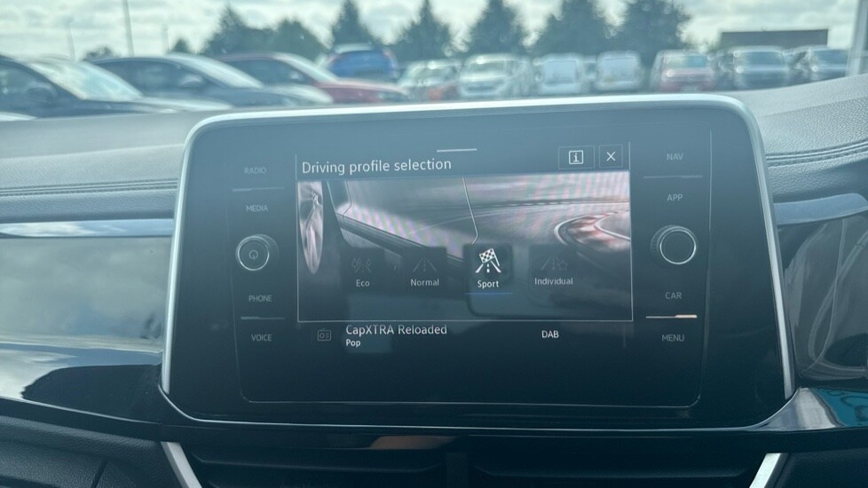 Used Volkswagen T-Roc 2025 for sale - 76575256: Photo 40