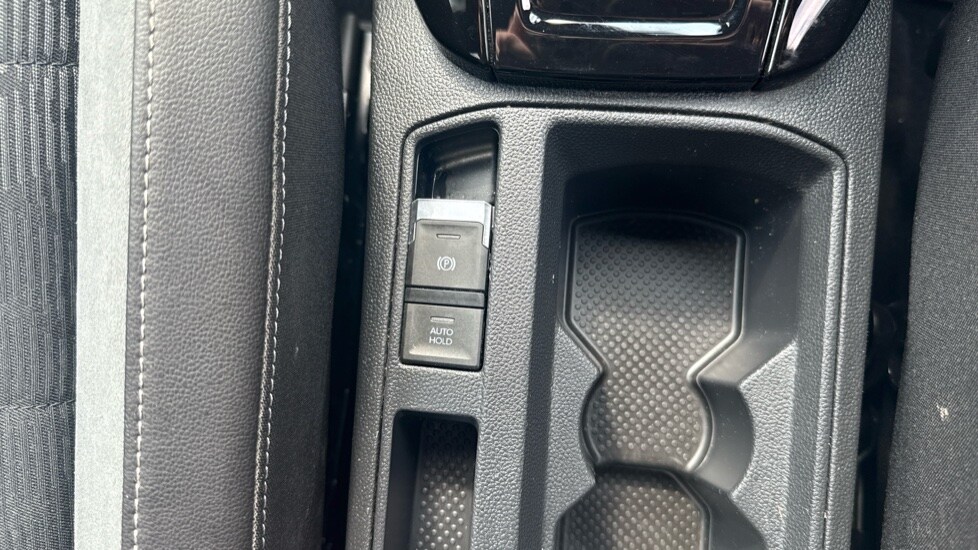 Used Volkswagen T-Roc 2025 for sale - 76575256: Photo 42