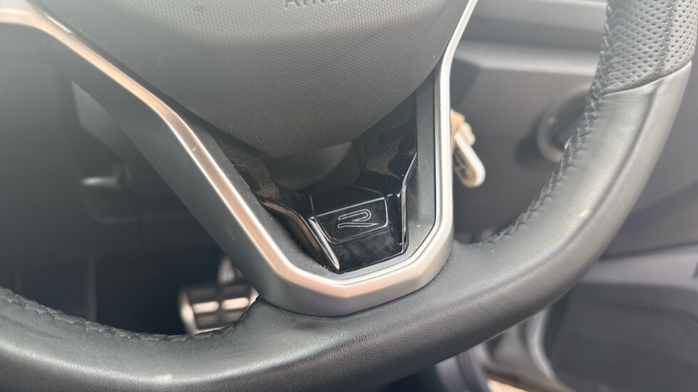 Used Volkswagen T-Roc 2025 for sale - 76575256: Photo 45