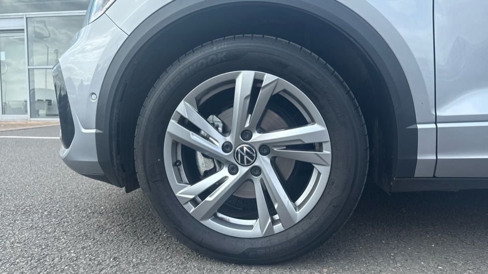 Used Volkswagen T-Roc 2025 for sale - 76575256: Photo 5