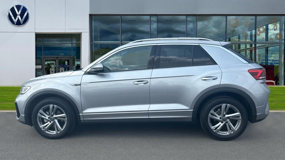 Used Volkswagen T-Roc 2025 for sale - 76575256: Photo 9