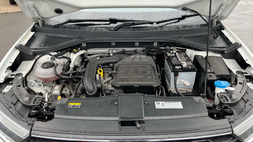 Used Volkswagen T-Roc 2018 for sale - 76552345: Photo 17