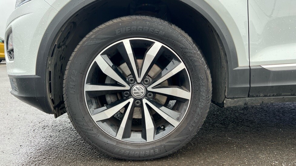 Used Volkswagen T-Roc 2018 for sale - 76552345: Photo 18