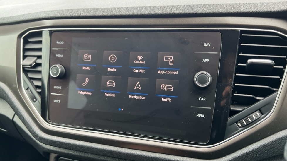 Used Volkswagen T-Roc 2018 for sale - 76552345: Photo 24