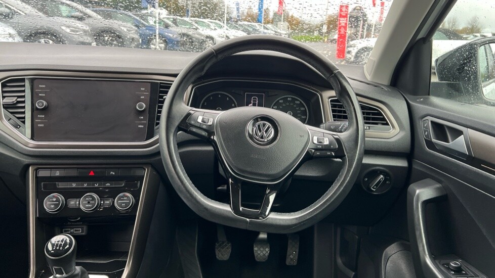 Used Volkswagen T-Roc 2018 for sale - 76552345: Photo 27