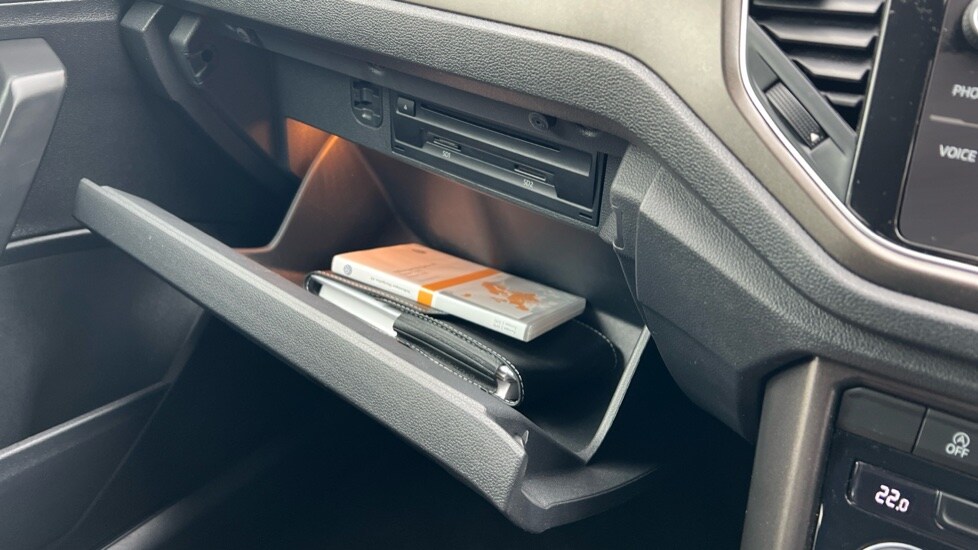 Used Volkswagen T-Roc 2018 for sale - 76552345: Photo 51