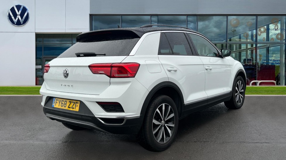 Used Volkswagen T-Roc 2018 for sale - 76552345: Photo 8