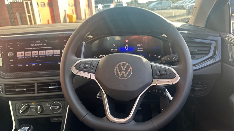 Used Volkswagen Taigo 2025 for sale - 77036024: Photo 27