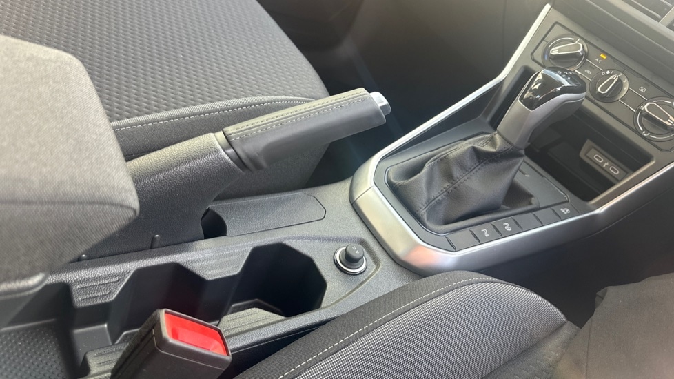 Used Volkswagen Taigo 2025 for sale - 77036024: Photo 35