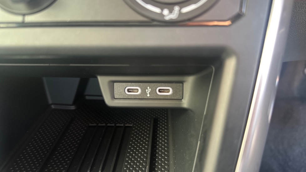 Used Volkswagen Taigo 2025 for sale - 77036024: Photo 43