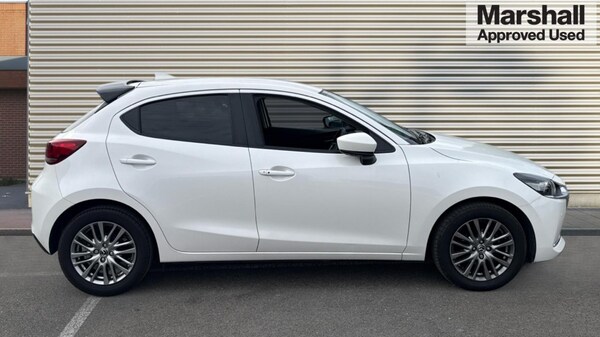 Used Mazda Mazda2 2022 for sale - 75451594: Photo 2