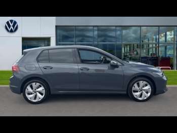 Used Volkswagen Golf 2024 for sale - 74648104: Photo